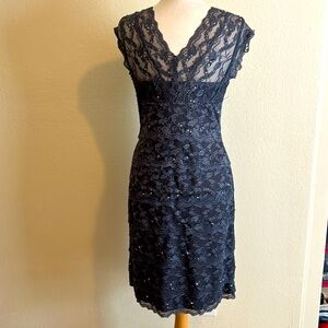 Elegant Lace Dress Grey